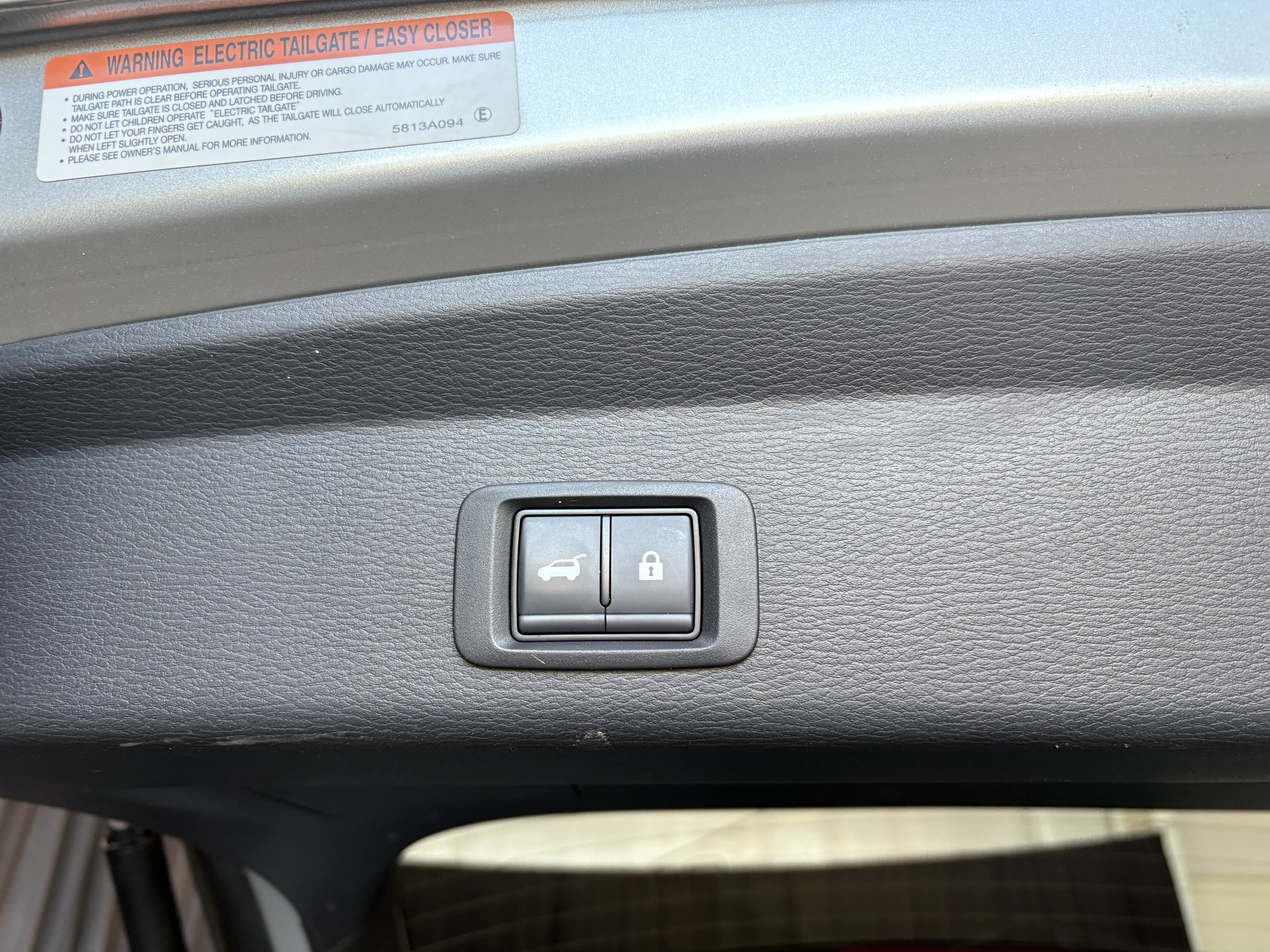 Used 2025 Mitsubishi Outlander SE AWD/4WD image 28