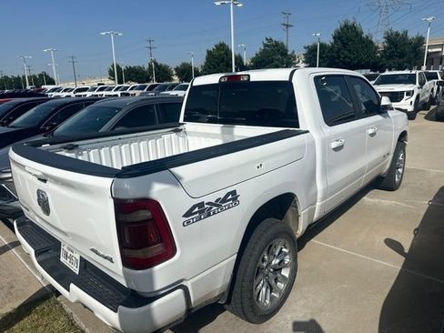 Used 2023 RAM 1500 Laramie AWD/4WD image 3