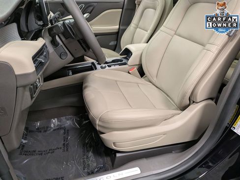 Used 2024 Lincoln Corsair AWD w/ Equipment Group 101A image 11