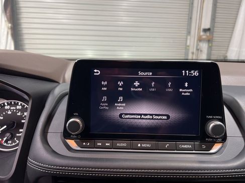 Used 2023 Nissan Rogue S image 27