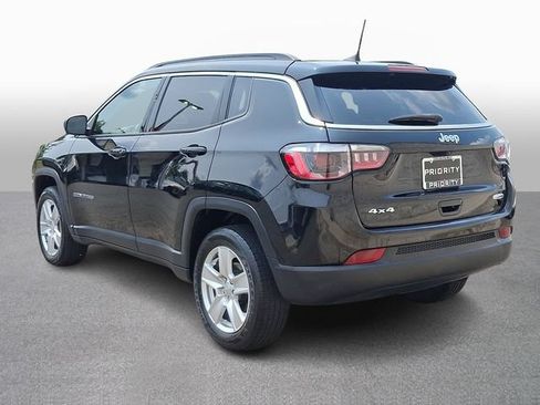 Used 2022 Jeep Compass Latitude w/ Convenience Group AWD/4WD image 6