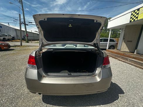 Used 2014 Subaru Legacy 2.5i w/ Alloy Wheel Package AWD/4WD image 13