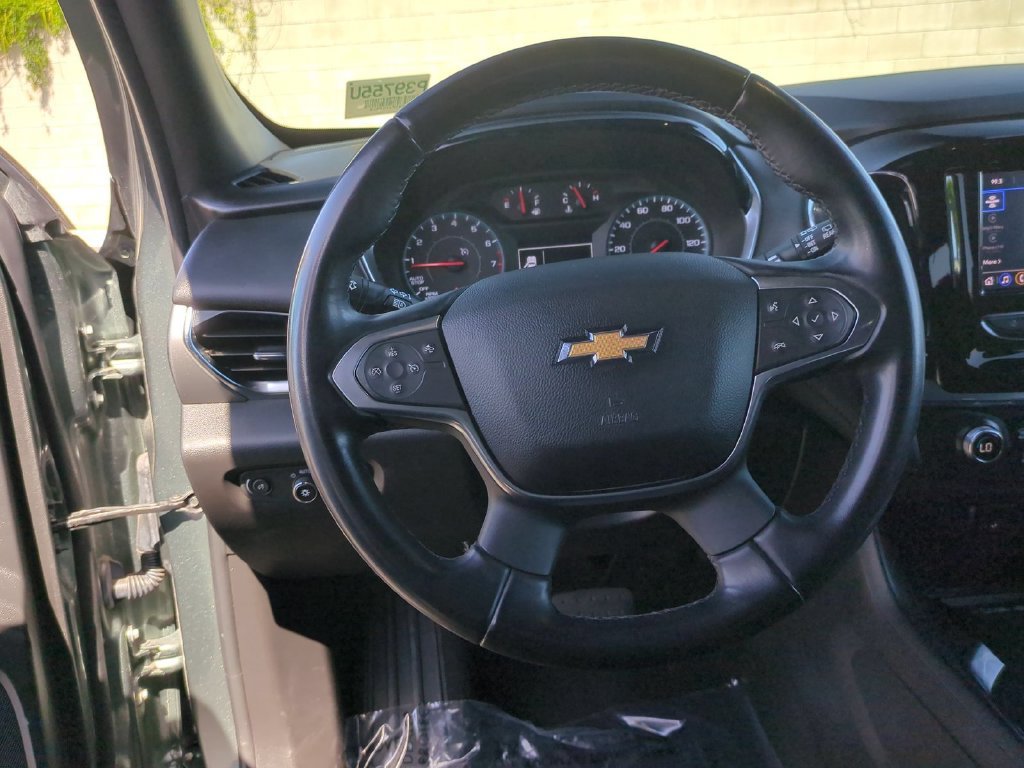 Used 2023 Chevrolet Traverse LT FWD image 20
