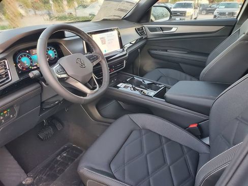 New 2026 Volkswagen Atlas Cross Sport SE AWD/4WD image 6