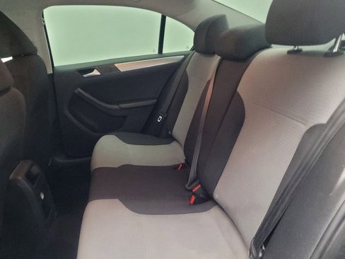 Used 2018 Volkswagen Jetta S image 18