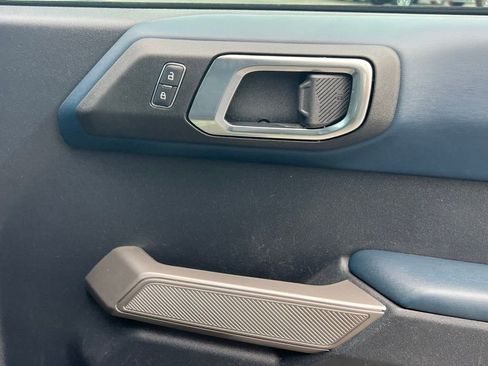 Used 2022 Ford Bronco Outer Banks image 15