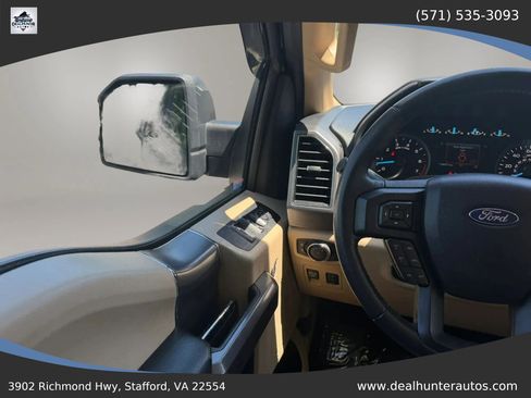 Used 2019 Ford F150 XLT w/ Equipment Group 302A Luxury AWD/4WD image 32