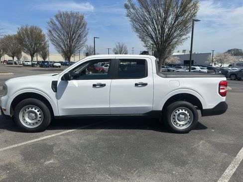 Used 2022 Ford Maverick XL image 6