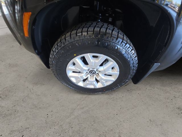 Used 2024 Nissan Frontier SV w/ SV Convenience Package AWD/4WD image 9