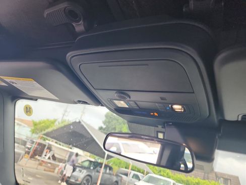 New 2025 Ford Bronco 4-Door image 29