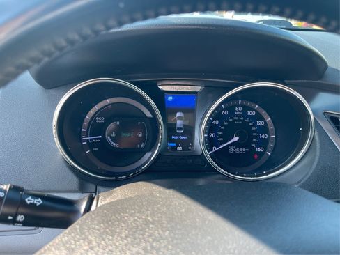 Used 2012 Hyundai Sonata Hybrid w/ Ultimate Pkg FWD image 17