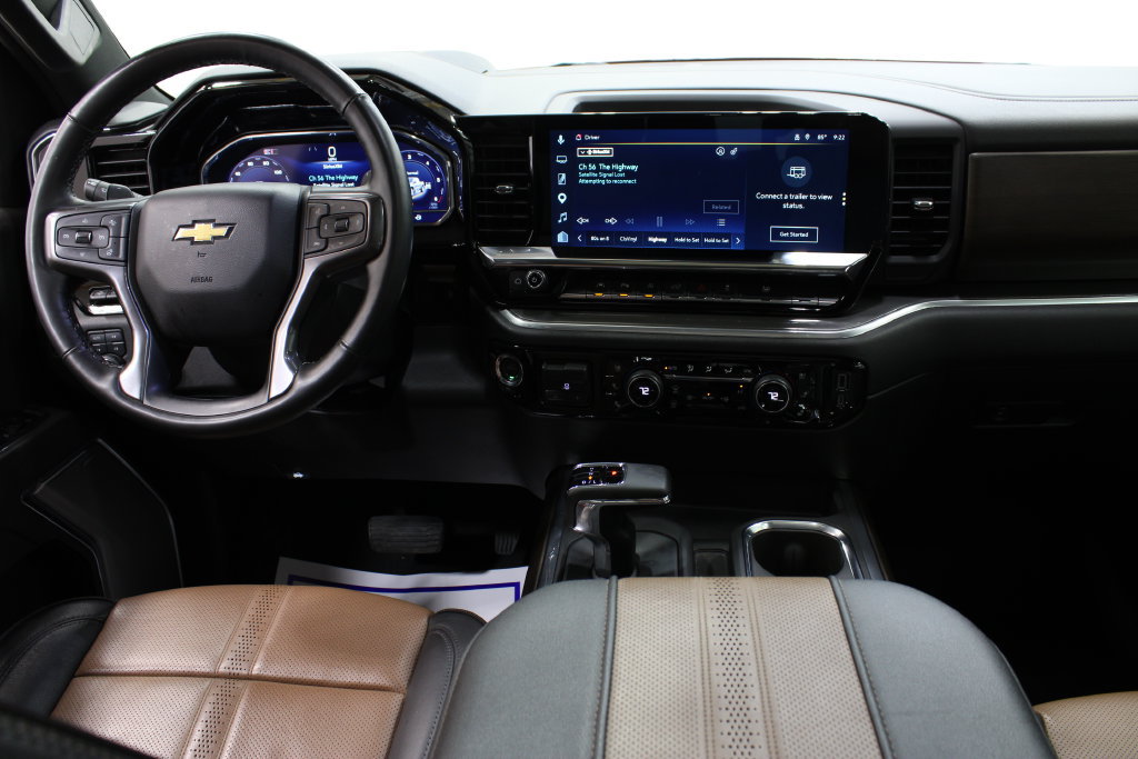 Used 2025 Chevrolet Silverado 1500 High Country w/ High Country Premium Package AWD/4WD image 9