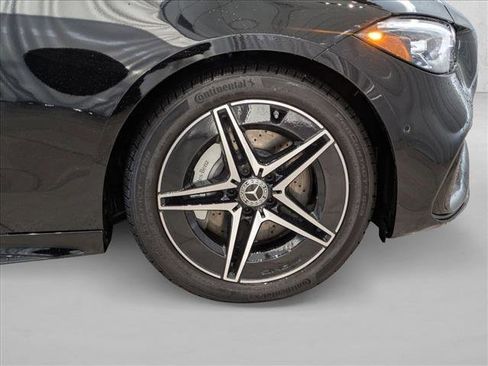 Used 2025 Mercedes-Benz C 300 4MATIC Sedan image 24