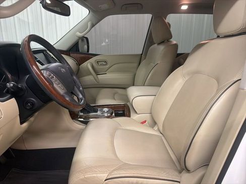 Used 2019 INFINITI QX80 Luxe w/ All-Season Package image 14