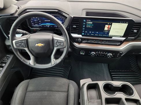Used 2022 Chevrolet Silverado 1500 LT image 27