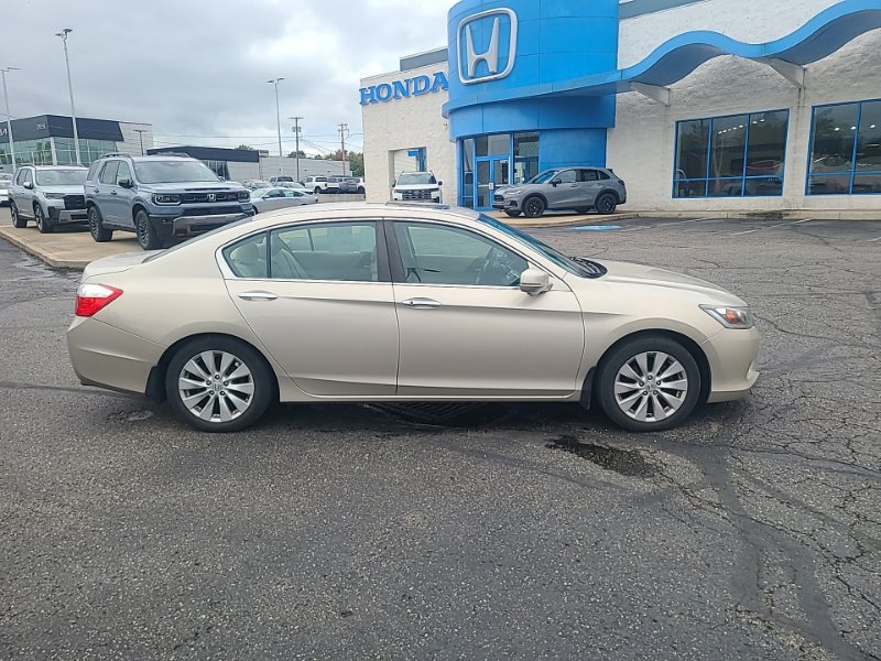 Used 2014 Honda Accord EX image 6