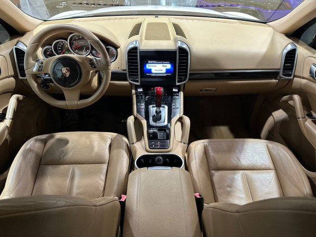 Used 2011 Porsche Cayenne AWD/4WD image 54