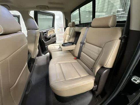 Used 2019 GMC Sierra 3500 Denali image 18