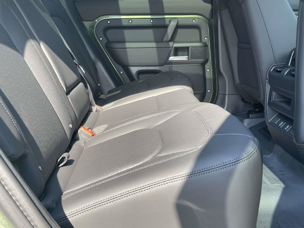 New 2026 Land Rover Defender 110 S AWD/4WD image 13
