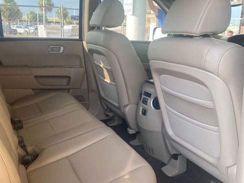 Used 2011 Honda Pilot EX-L image 4