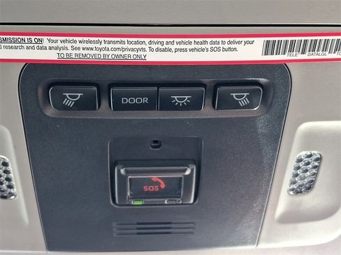 Used 2023 Toyota Camry XSE image 28