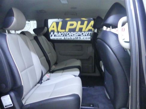 Used 2019 Kia Sedona EX FWD image 24