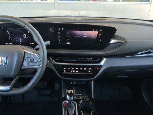 Used 2024 Buick Envista Avenir image 9
