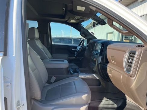 Used 2019 Chevrolet Silverado 1500 LTZ w/ LTZ Premium Package image 18