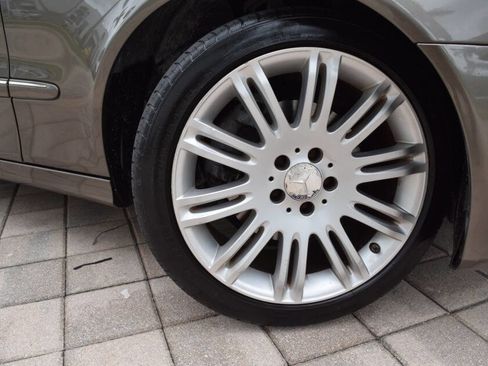 Used 2008 Mercedes-Benz E 350 4MATIC Sedan image 88