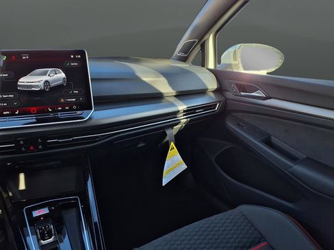 New 2026 Volkswagen GTI SE FWD image 16