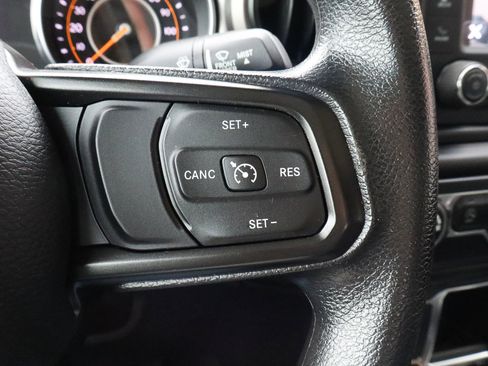 Used 2020 Jeep Gladiator Sport image 30