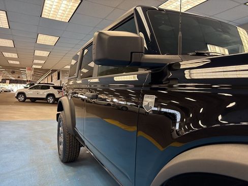 Used 2025 Ford Bronco Big Bend image 4