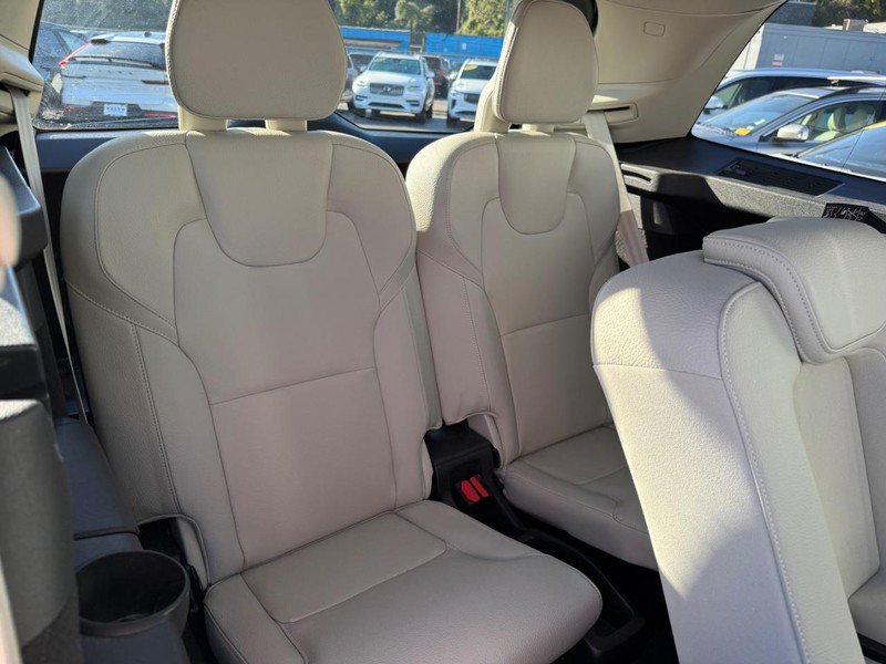 Used 2024 Volvo XC90 B5 Core w/ Protection Package Premier AWD/4WD image 11