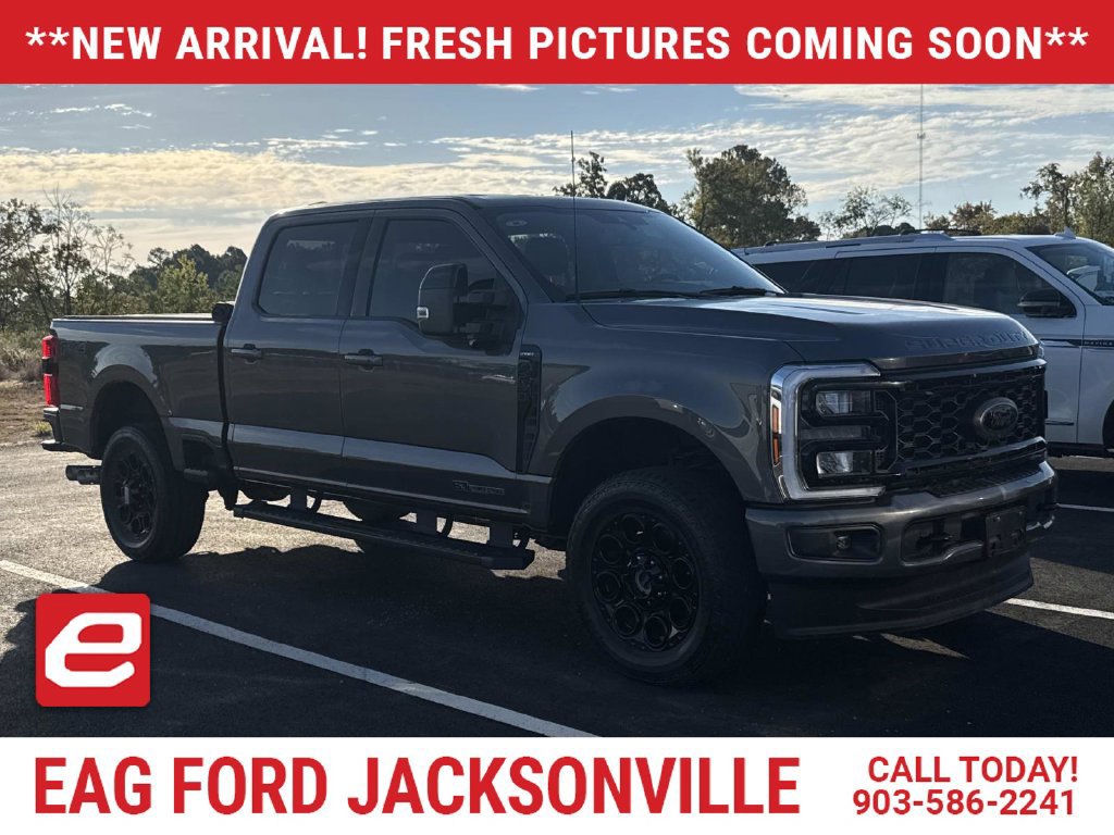 Used 2025 Ford F250 Lariat w/ Black Appearance Package AWD/4WD image 1
