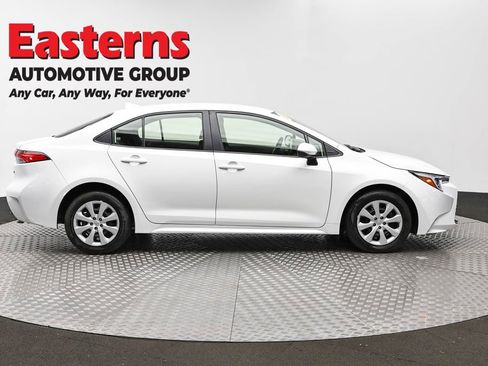 Used 2024 Toyota Corolla LE FWD image 4