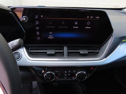 New 2026 Chevrolet Trax LT w/ Driver Confidence Package image 5