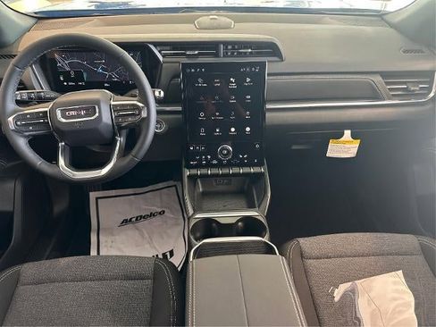 Used 2025 GMC Terrain Elevation image 13