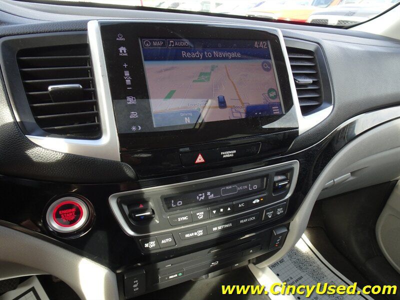 Used 2017 Honda Pilot Touring image 18