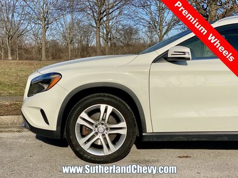 Used 2017 Mercedes-Benz GLA 250 4MATIC image 10