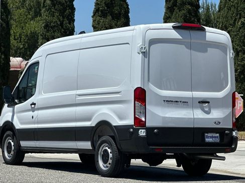 New 2026 Ford Transit 250 148 Medium Roof RWD image 6