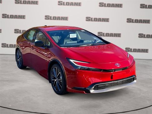 New 2026 Toyota Prius XLE image 7