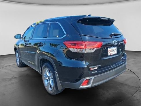 Used 2018 Toyota Highlander Limited AWD/4WD image 9