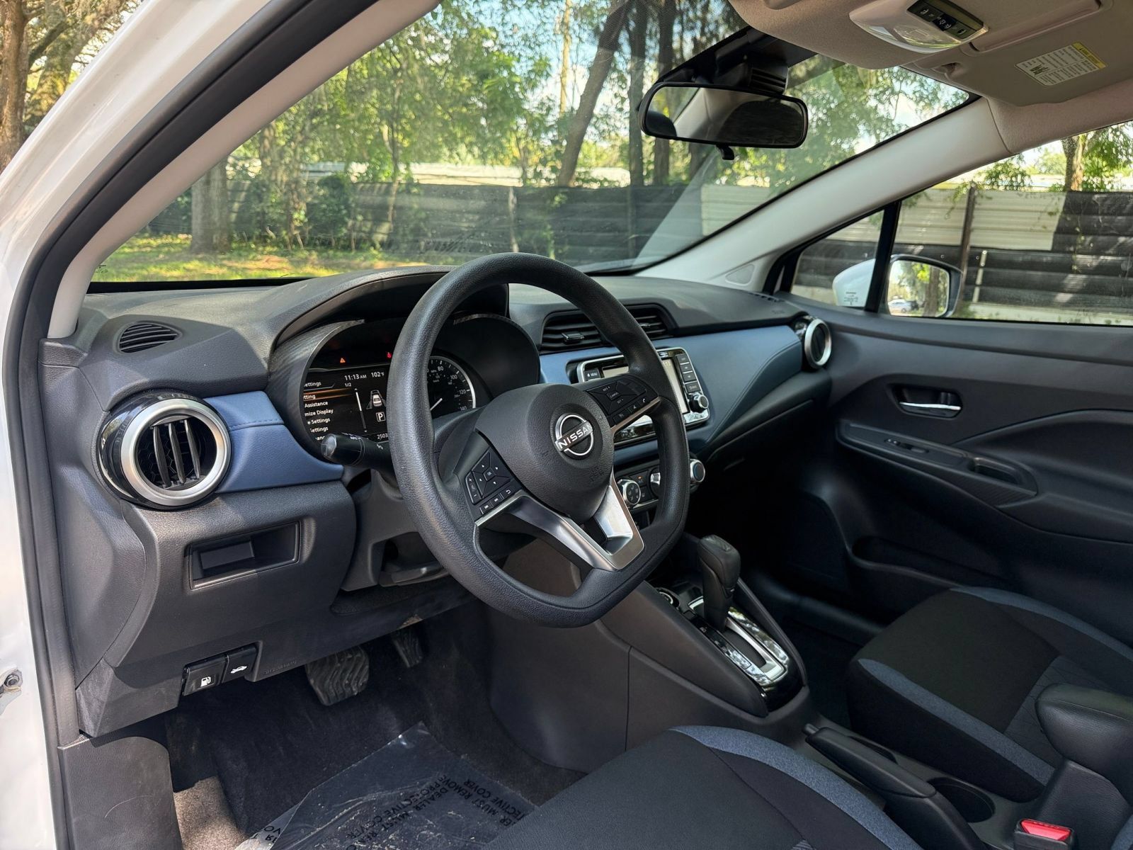 Used 2025 Nissan Versa SV FWD image 30