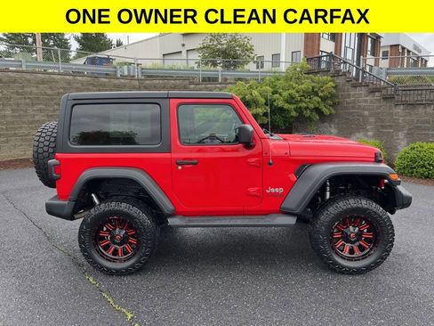 Used 2020 Jeep Wrangler Sport AWD/4WD image 3