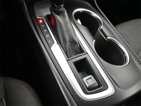 Used 2018 Chevrolet Equinox LT w/ Sun & Infotainment Package image 22