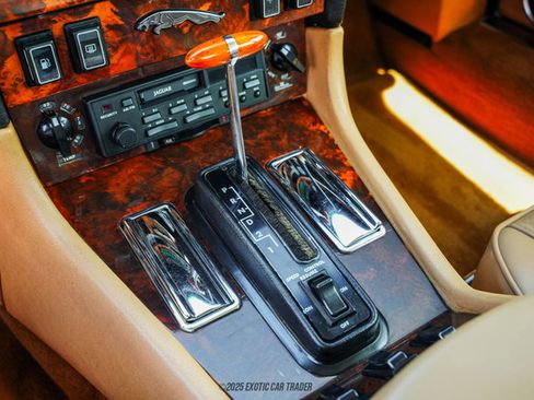 Used 1987 Jaguar XJ6 RWD image 56