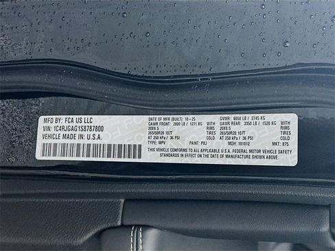 New 2025 Jeep Grand Cherokee Altitude image 18