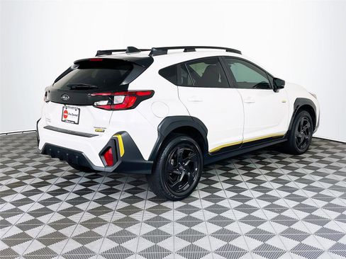 Used 2024 Subaru Crosstrek 2.5i Sport AWD/4WD image 9