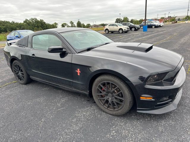 Used 2014 Ford Mustang Premium w/ Equipment Group 202A RWD image 3