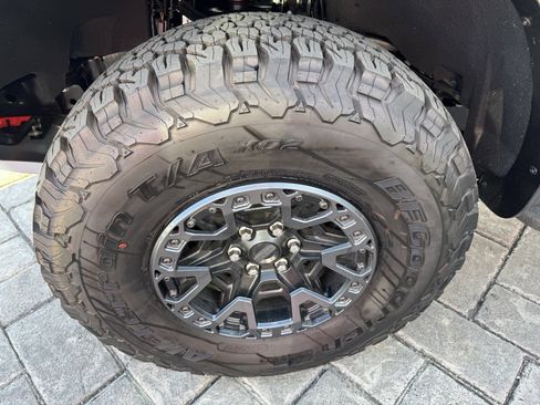 Used 2025 Ford F150 Raptor R w/ Equipment Group 803A Raptor R image 4